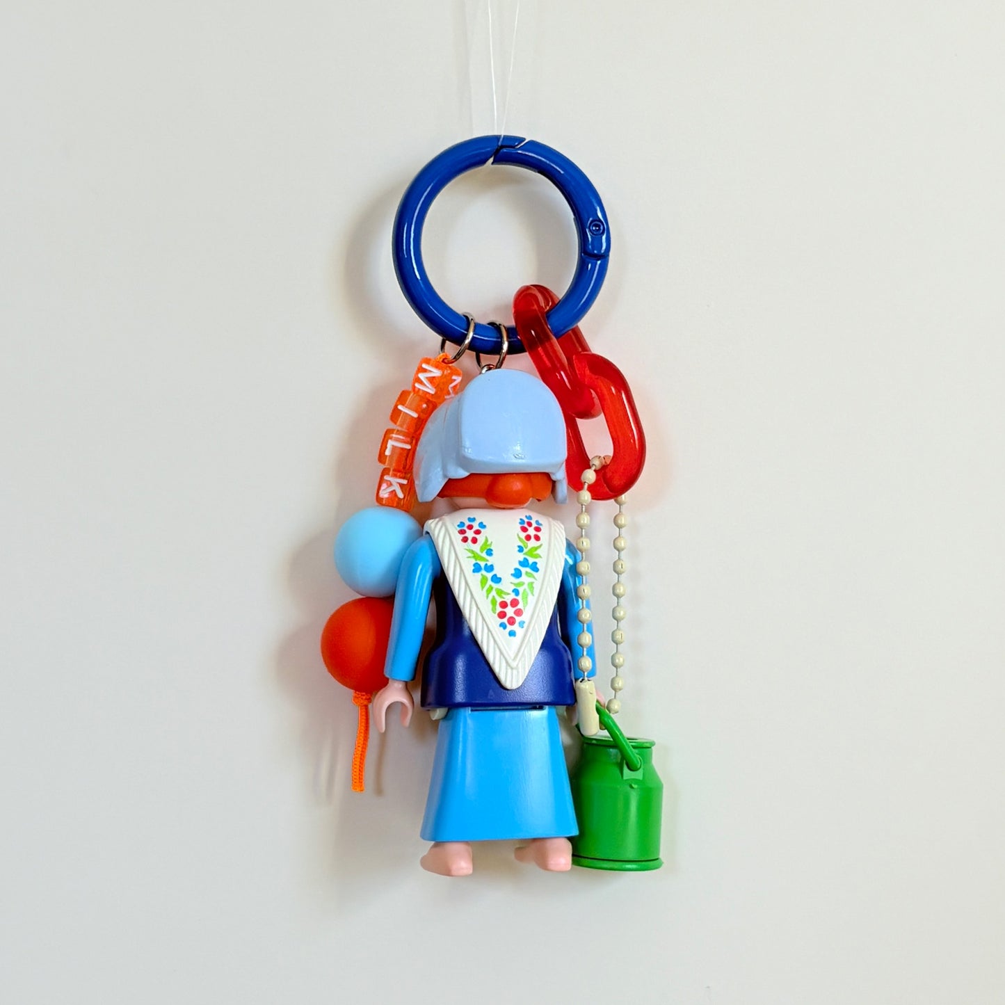 Vintage Lady_Milk_Keychain