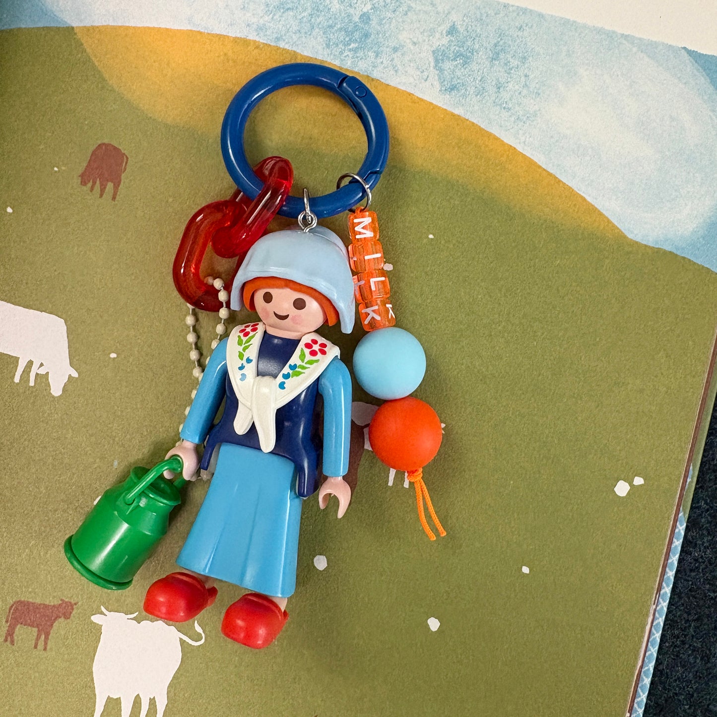 Vintage Lady_Milk_Keychain