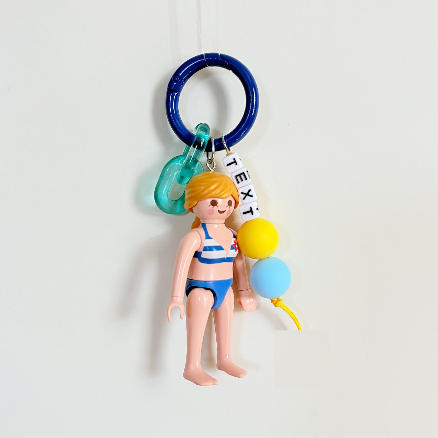 Vintage Lady_Blue Bikini_Keychain